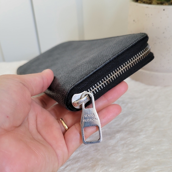 💕 Authentic Louis Vuitton Zippy Wallet Damier Graphite - Picture 7 of 16